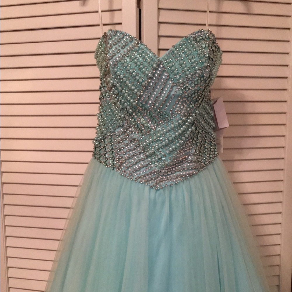 Savannah Nights Prom Dress